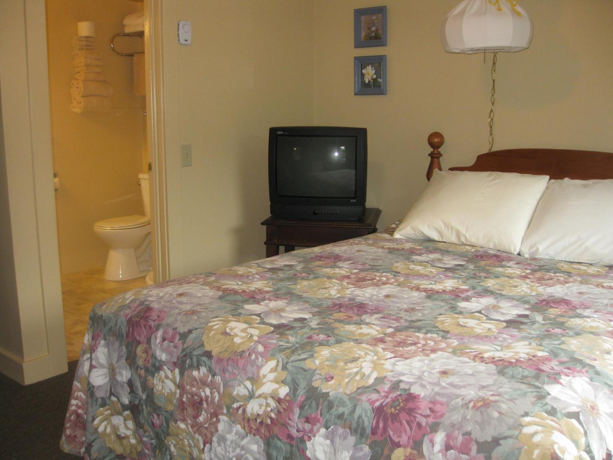 Picket Fence Motel St. Andrews By The Sea Экстерьер фото