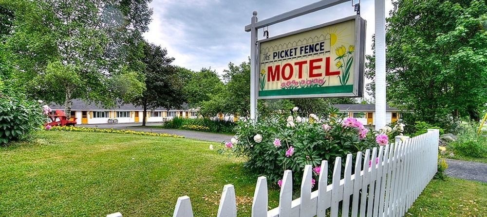 Picket Fence Motel St. Andrews By The Sea Экстерьер фото
